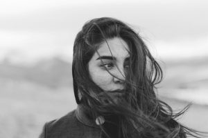 signs of broken hearted girl
