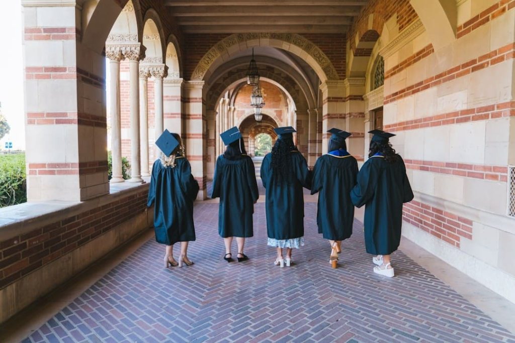 Your Guide To Making Time for Yourself as a Busy Grad Student 4 grad student